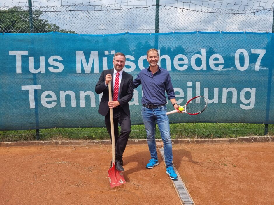 TuS Müschede erhält Unterstützung bei geplanter Tennisplatz-Modernisierung